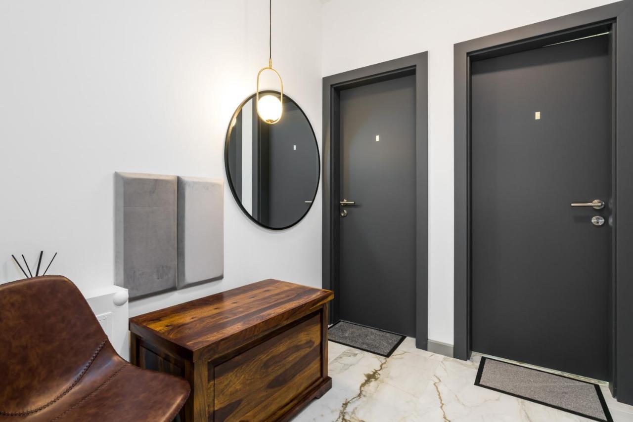 Apartments Poznan Chwaliszewo Residence With Free Garage By Noclegi Renters Exterior foto